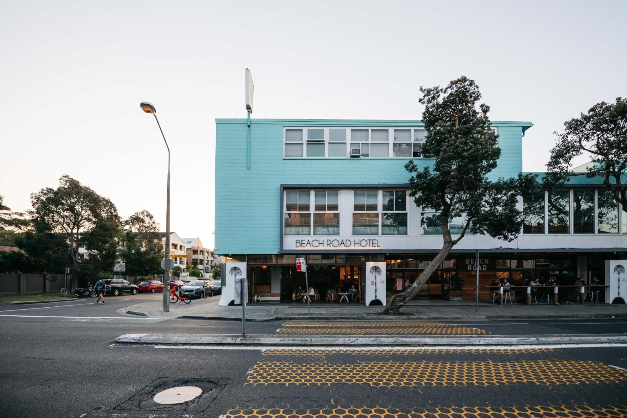 Barrys Beach Road Hotel シドニー エクステリア 写真